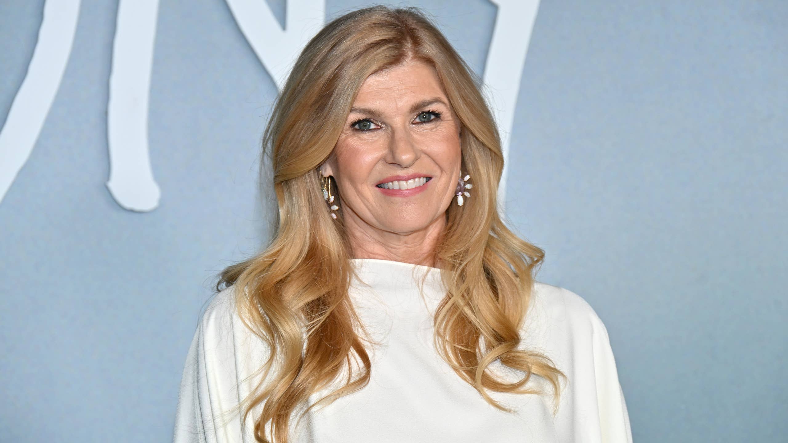2560x1440 Connie Britton's New Hulu Thriller Has a Seriously Creepy Premise
