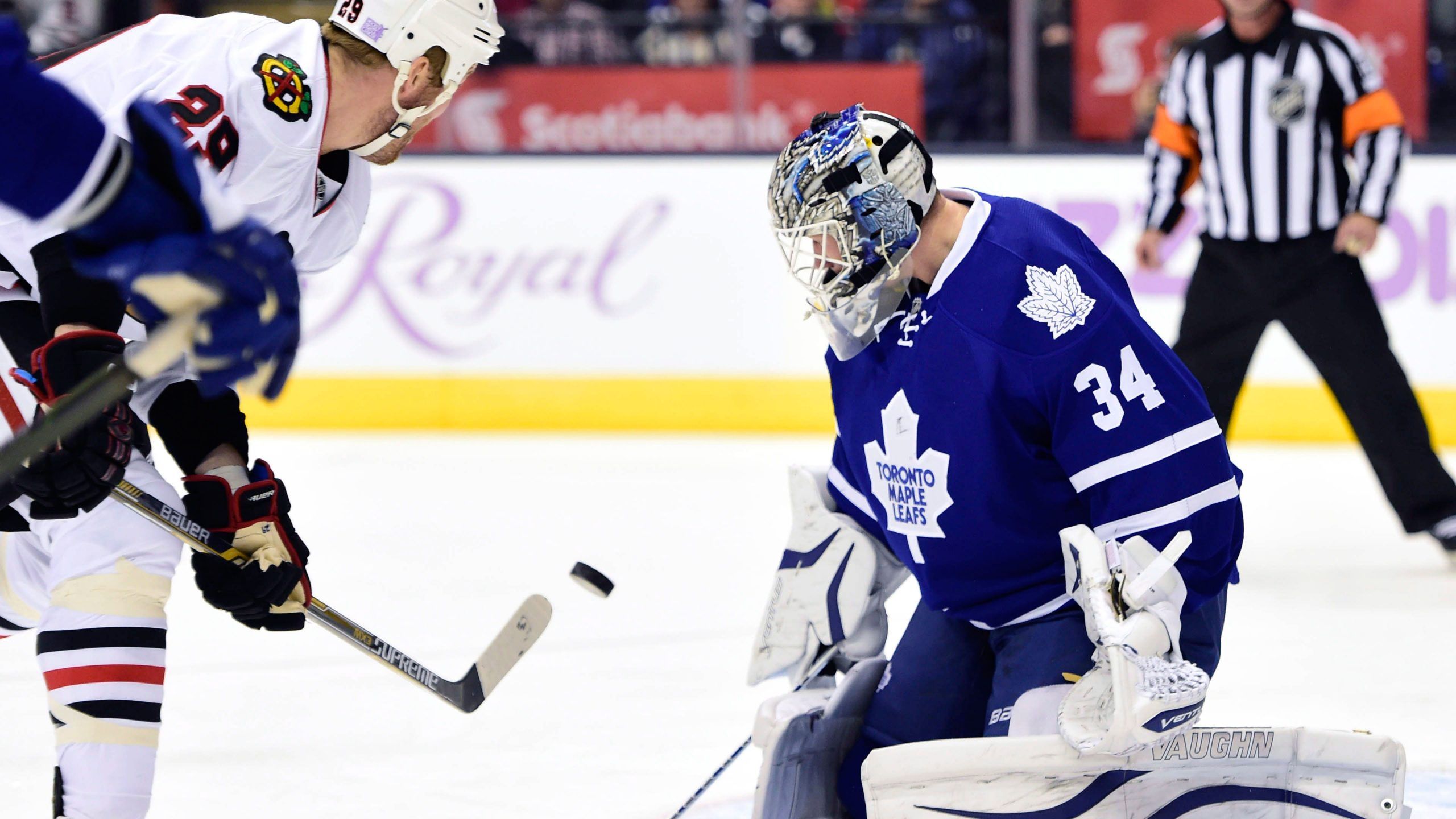 2560x1440 Reimer shines as Leafs slip past Blackhawks