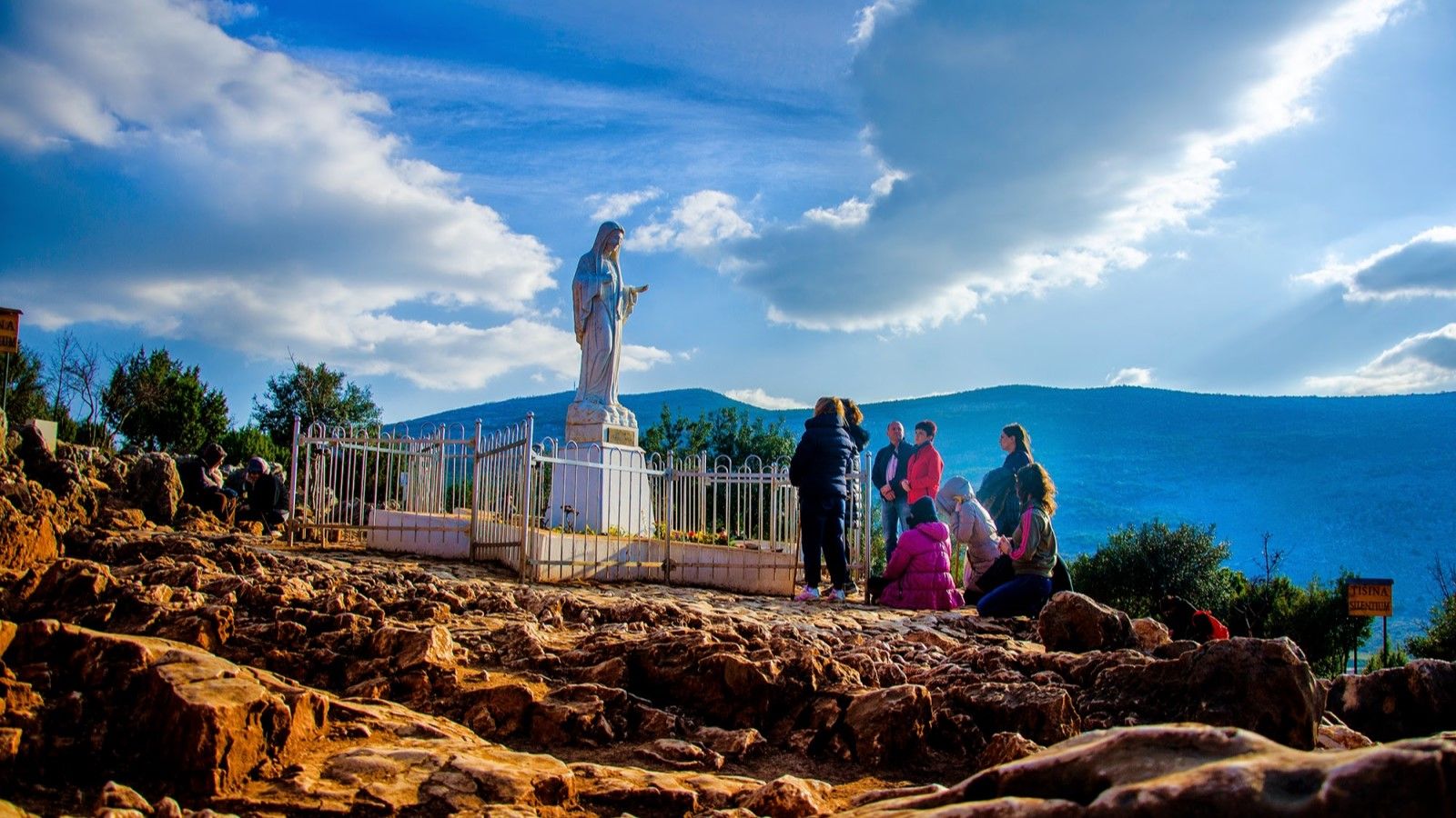 1600x900 Medjugorje. Vill Via Pacis