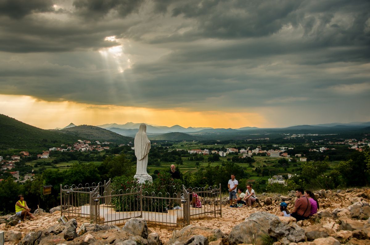 1200x795 Medjugorje door to door transfer