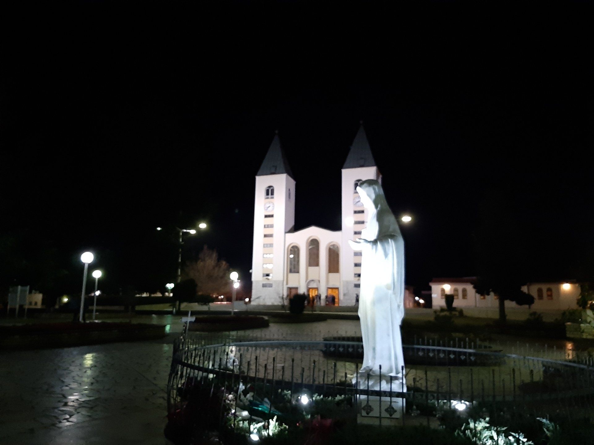1920x1440 Download Religion Međugorje Bosnia Man Made Croatia 4k Ultra HD Wallpaperx4248