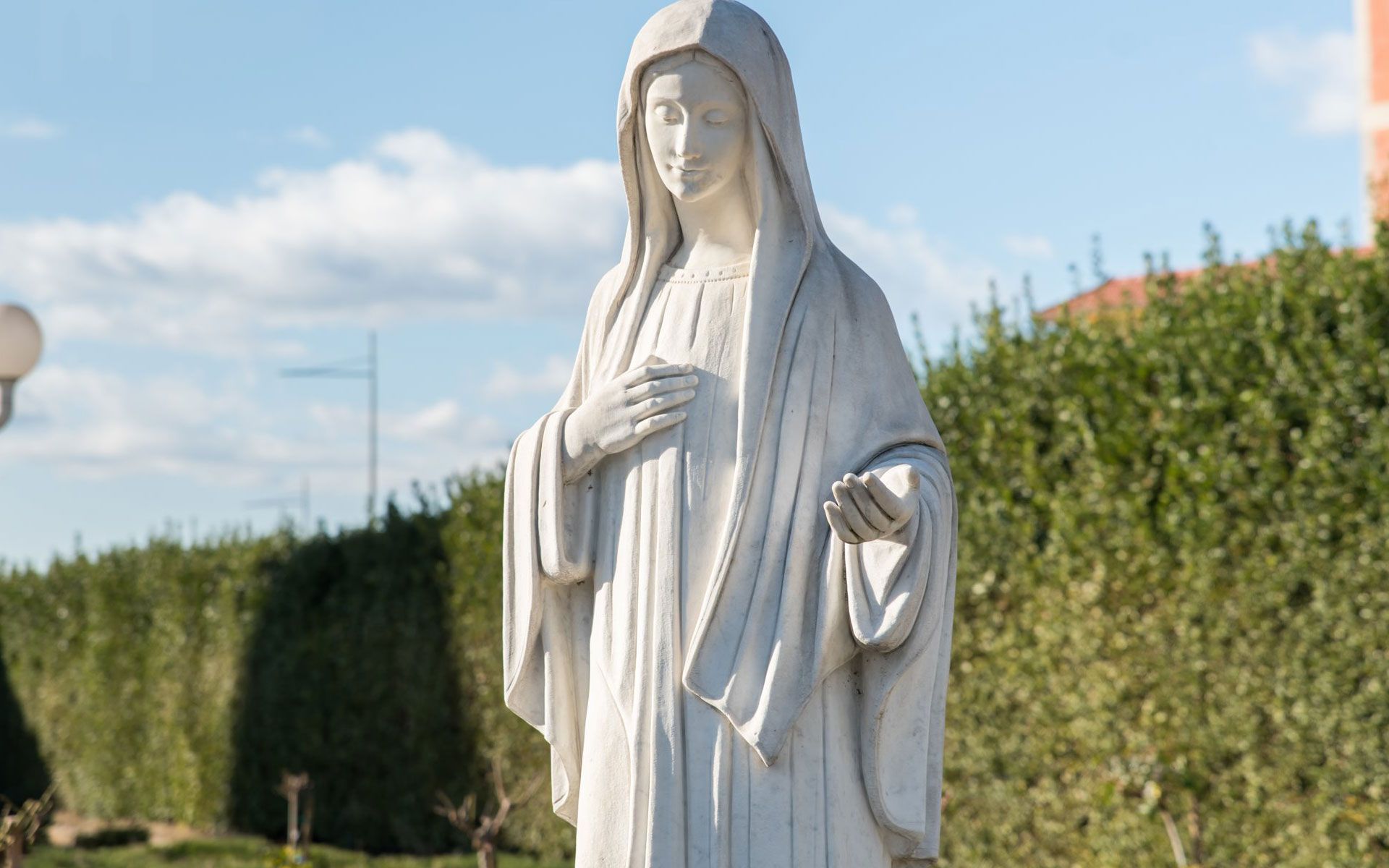 1920x1200 Queen of Peace Medjugorje Centre of Peace Medjugorje Centre
