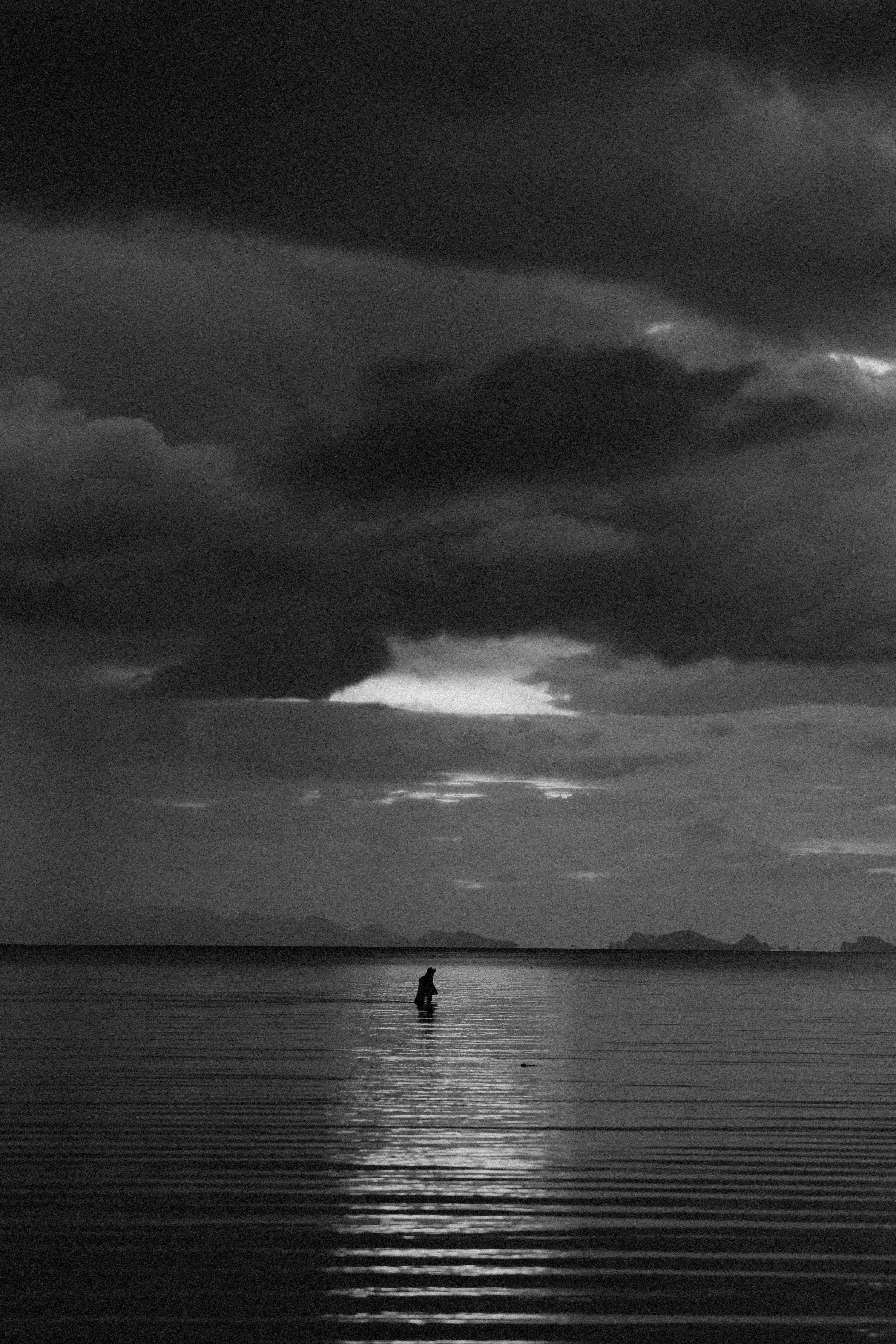 3000x4500 Lonely Photo, Download The BEST Free Lonely & HD Image