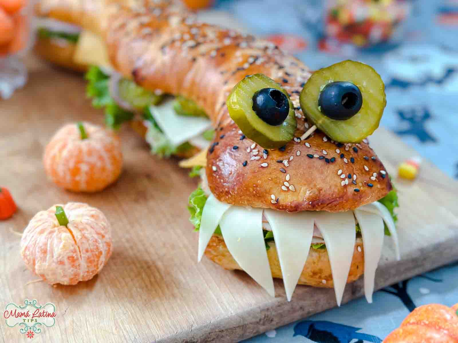 1600x1200 Halloween Monster Sandwich
