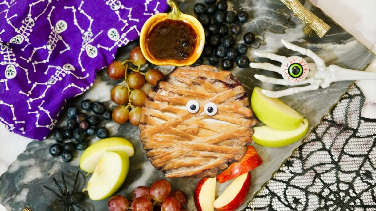1600x900 Spooky Halloween Foods that Aren't Desserts