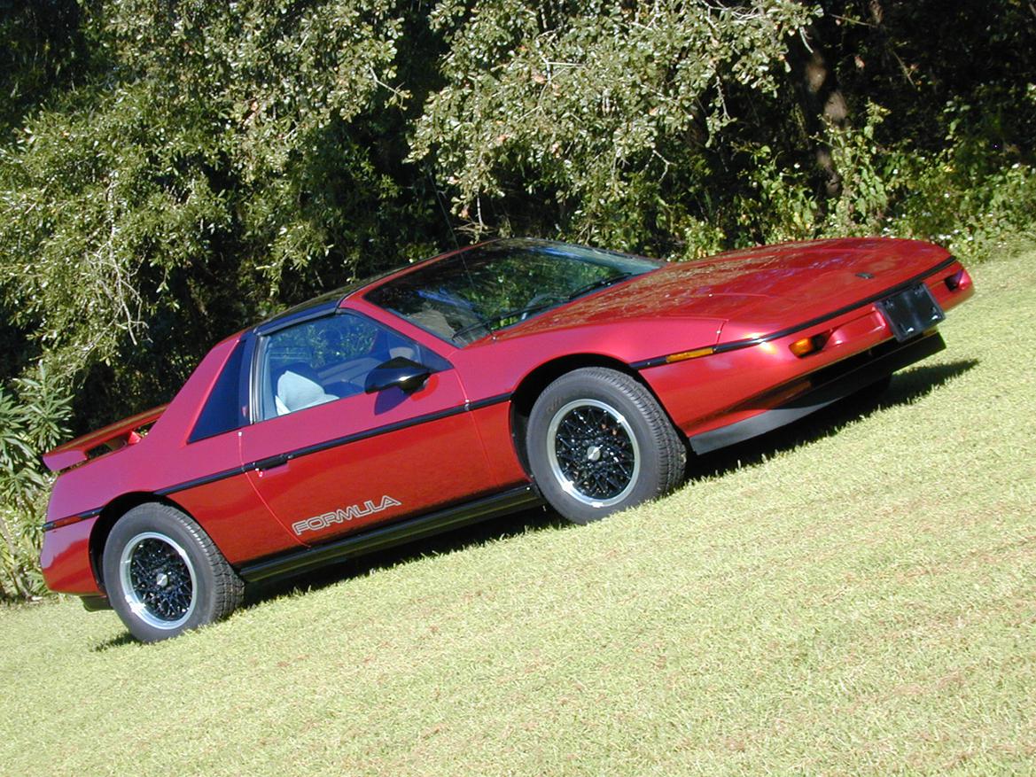 1169x877 Vintage Views: Pontiac Fiero GT