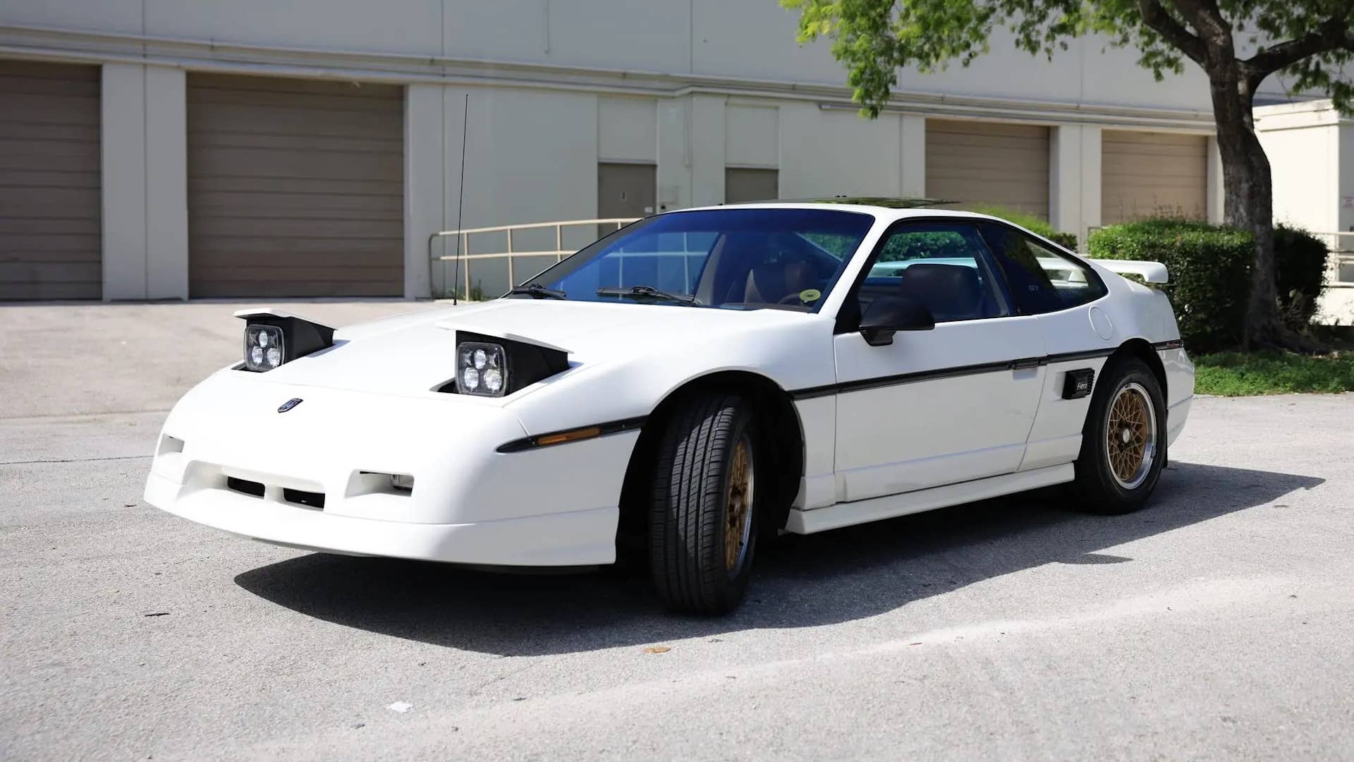 1920x1080 Pontiac Fiero GT With 000 Miles Shown