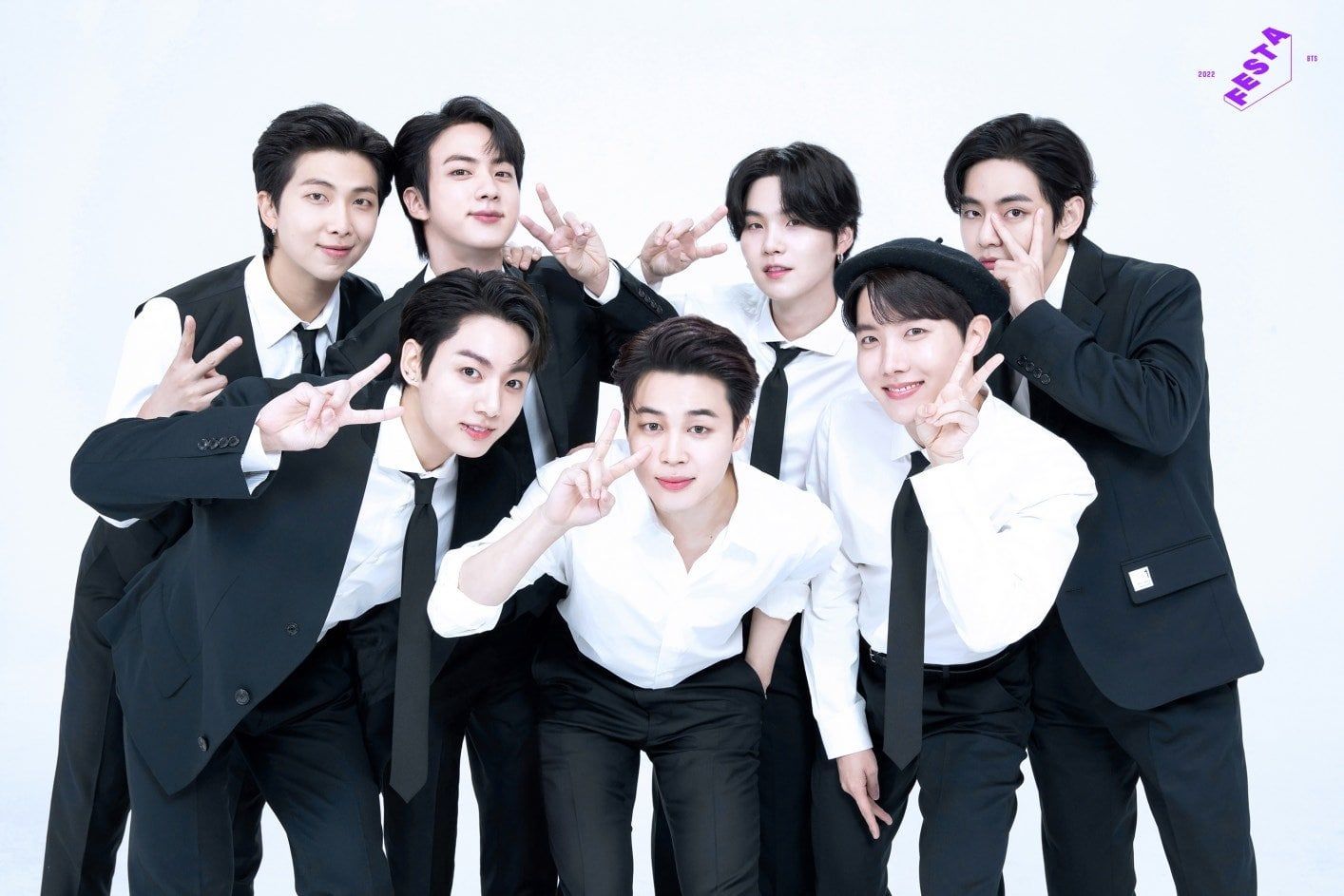 1414x943 2022 BTS FESTA Opening Ceremony [Family Portrait 1]