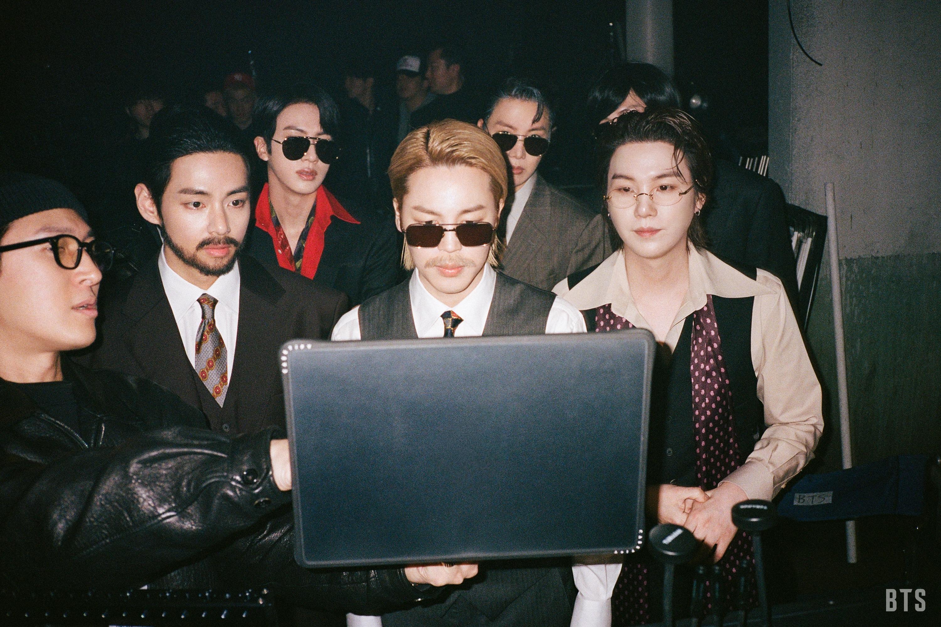 3000x2000 Weverse: BTS '2.0' MV Photo Sketch