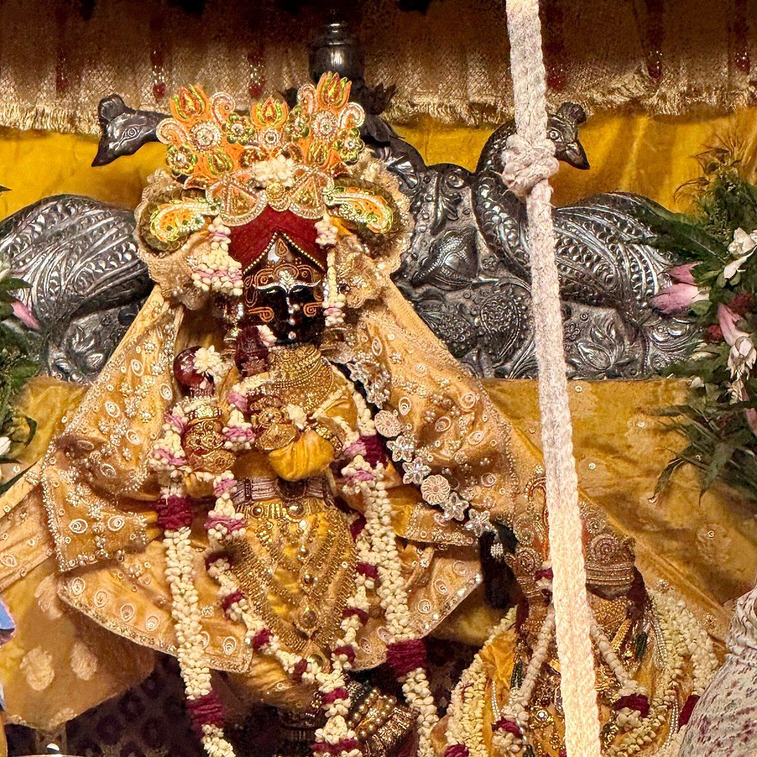 1100x1100 Sri Radhavallabh Vrindavan Temple, Mathura