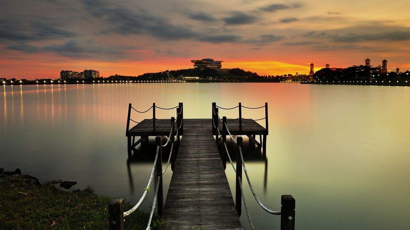1366x768 Malaysia sunset bay marina quiet -Nature High Quality Wallpaper