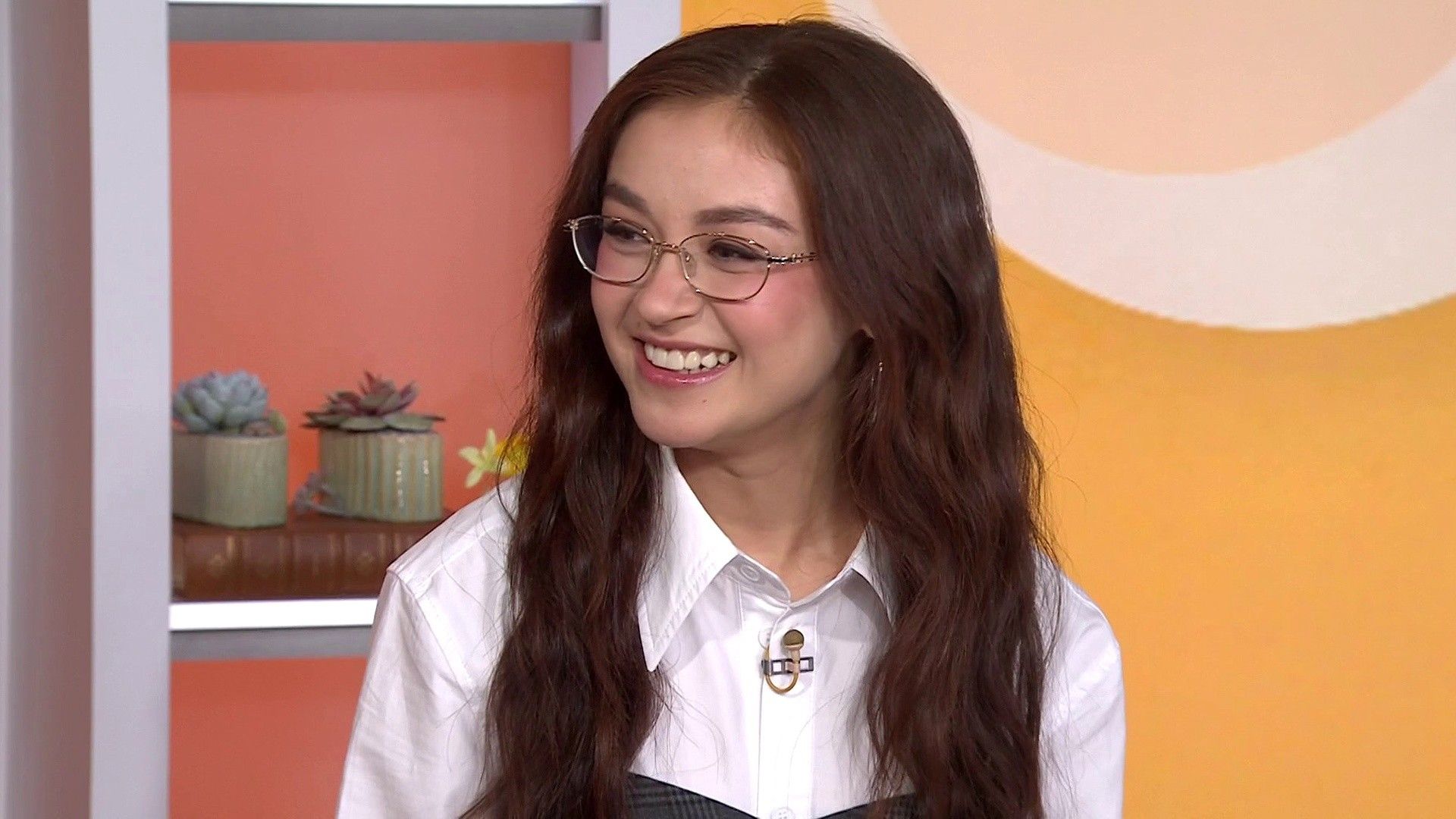 1920x1080 Anna Cathcart on ‘XO, Kitty’ S Reuniting With Lana Condor, More