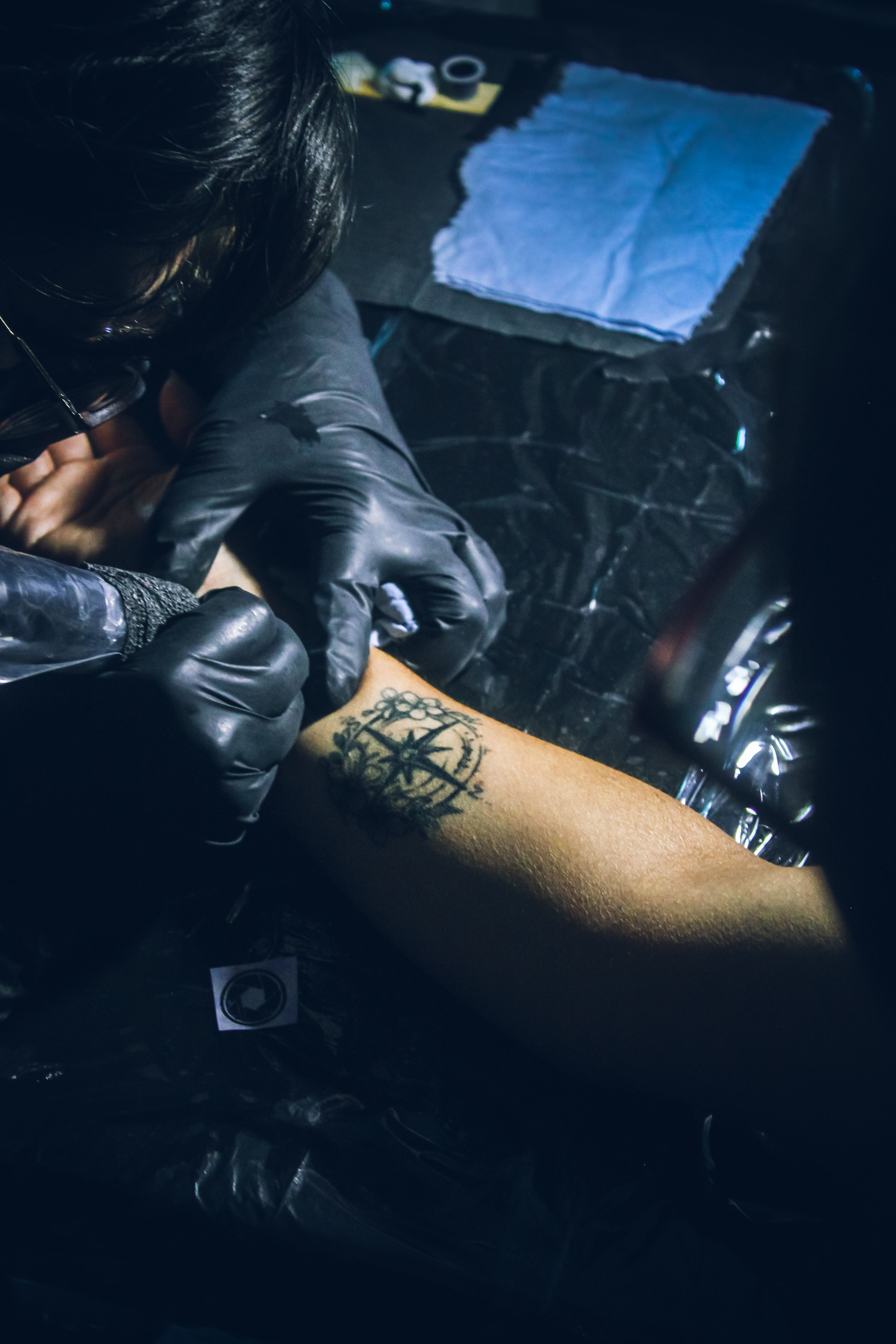 4000x6000 Tattooist Making Tattoo on Forearm · Free