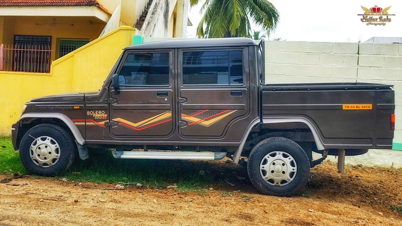 1600x900 MAHINDRA BOLERO CAMPER (3)