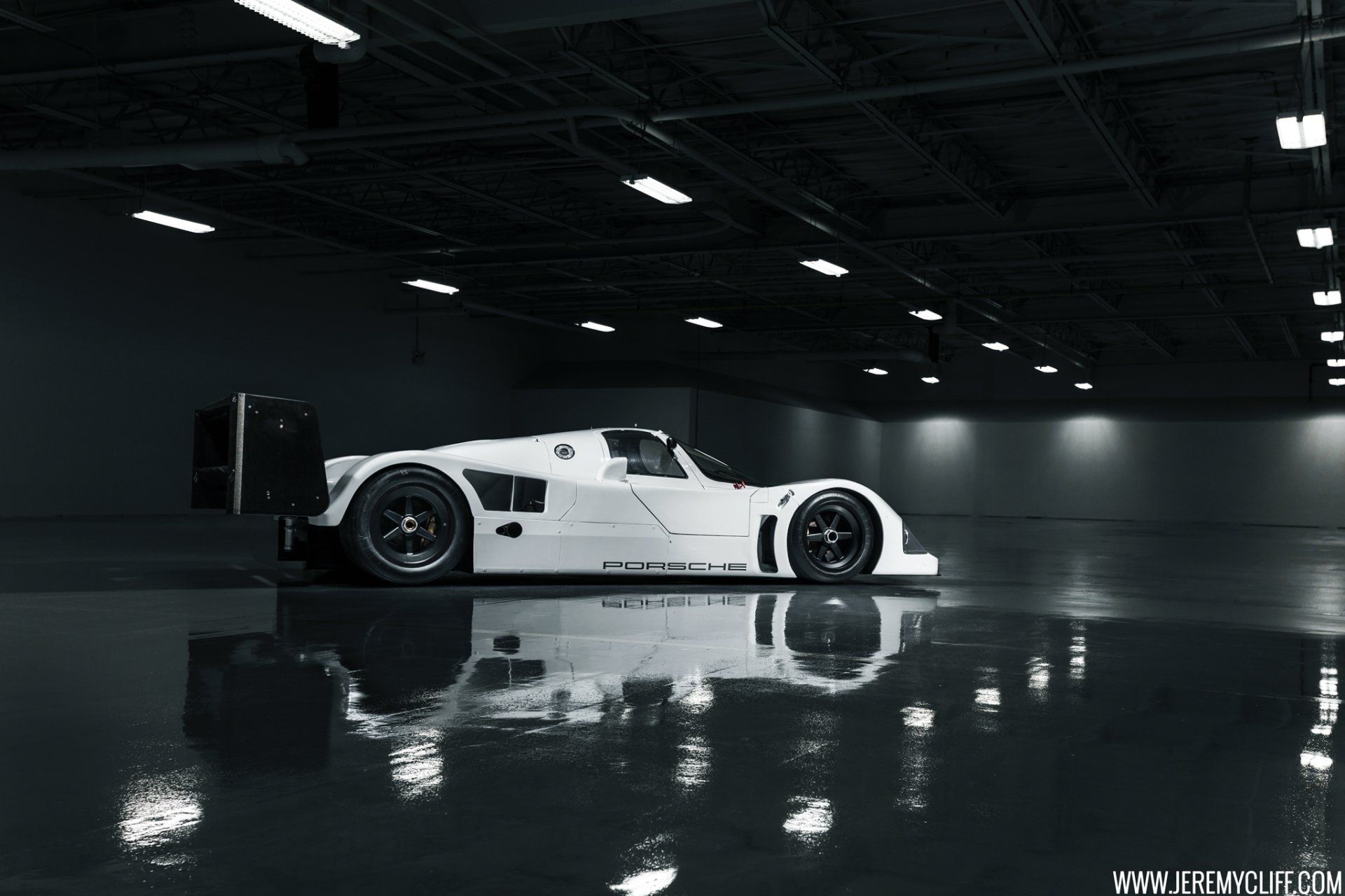 1920x1280 Download Garage Race Car Vehicle Porsche HD Wallpaperx1365