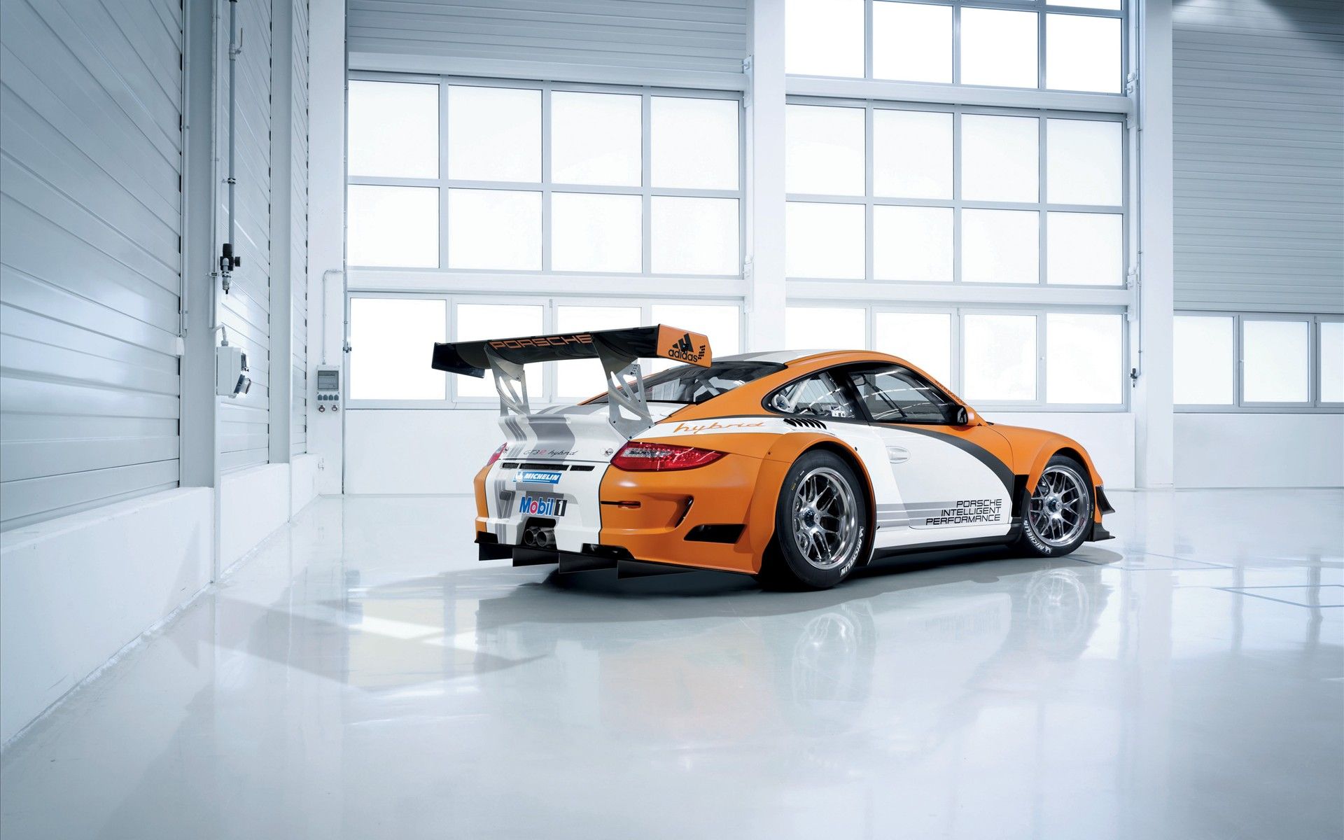 1920x1200 Porsche 911 GT3 R Hybrid Wallpaper
