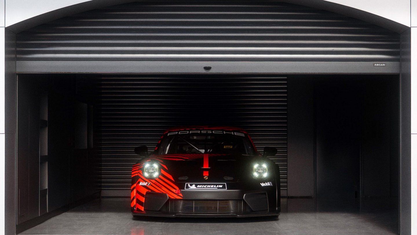 1440x812 Porsche unveils the new 911 GT4 R for global customer motorsport