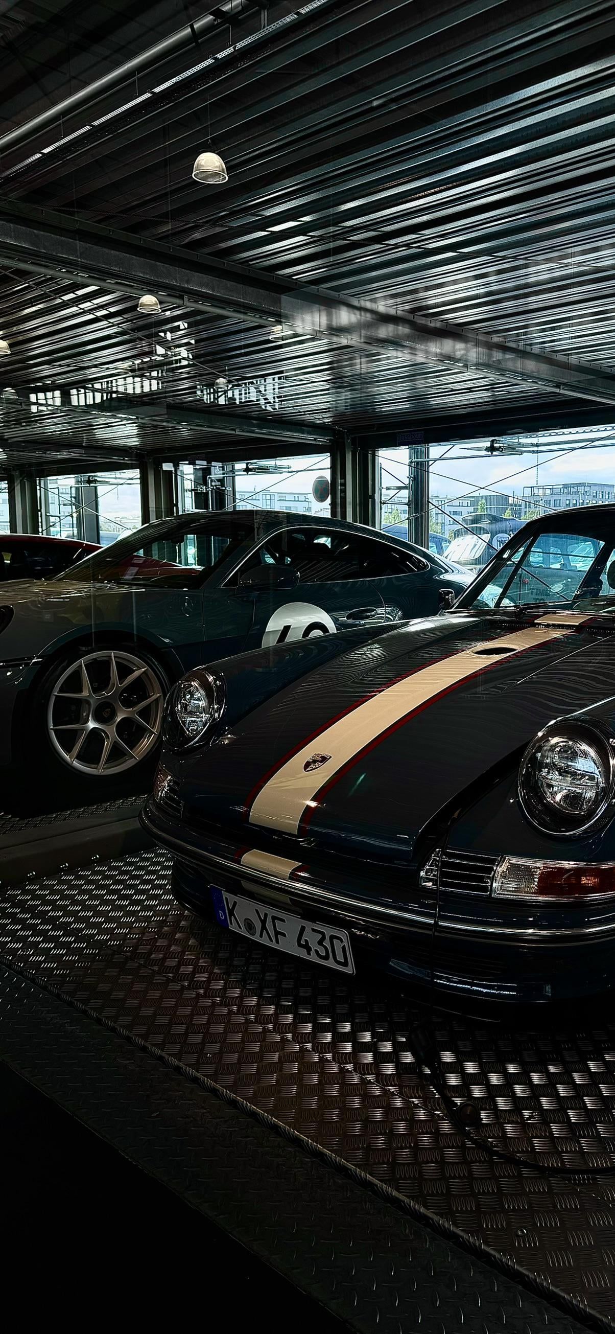 1204x2610 Porsche Wallpaper (iPhone 15 Pro)