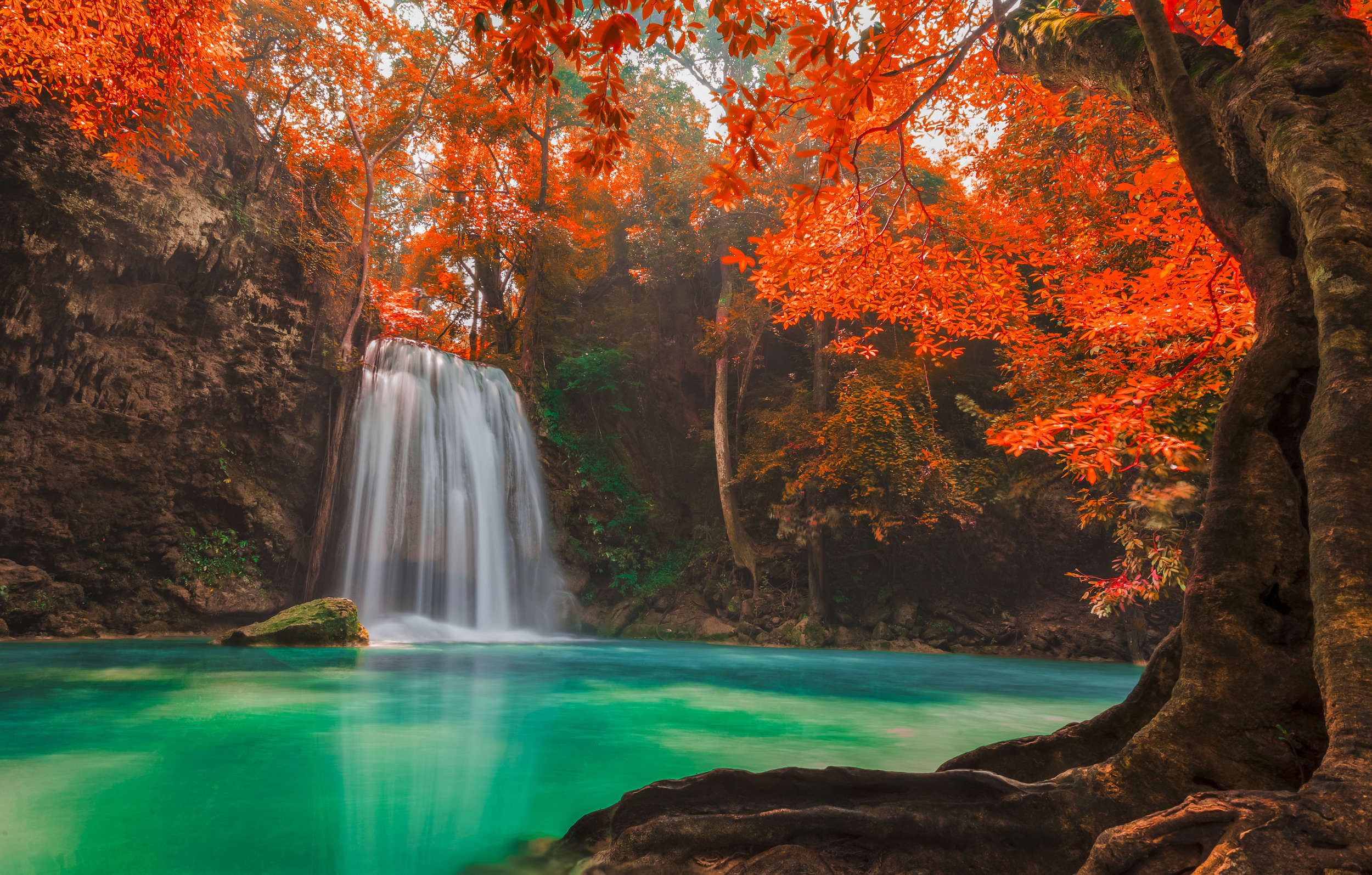 2500x1595 Nature Wallpaper Waterfall. DD106190. A.S