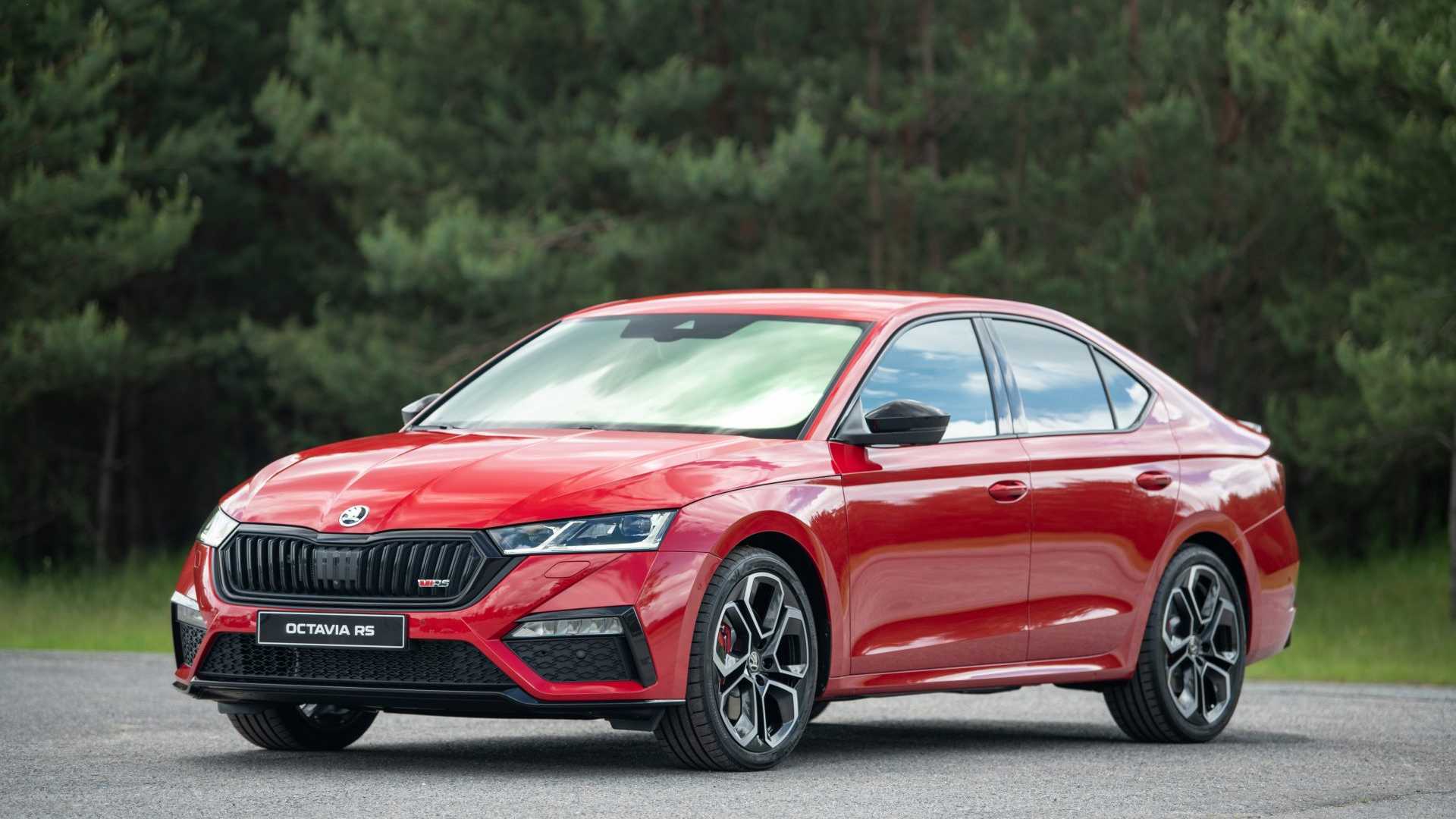 1920x1080 Skoda Octavia RS Debuts With TSI And TDI Engines, Optional AWD
