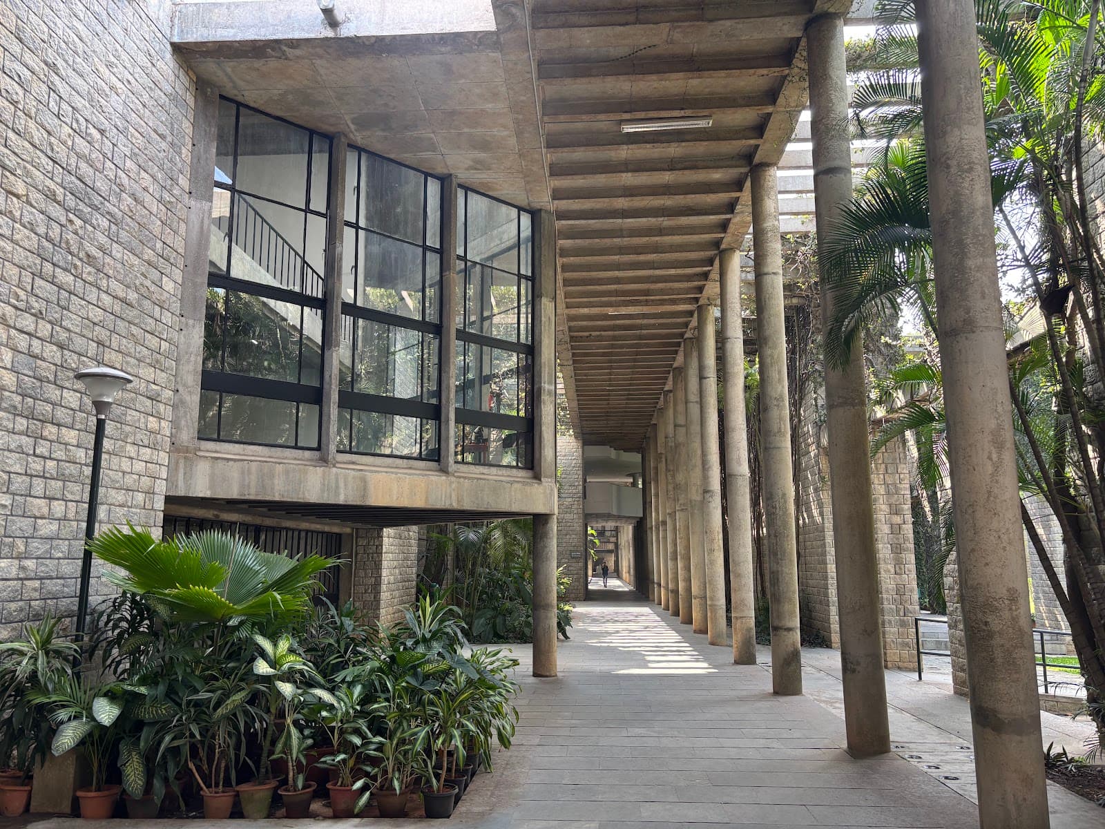 1600x1200 IIM Bangalore Gallery. Indian Institute of Management Bangalore