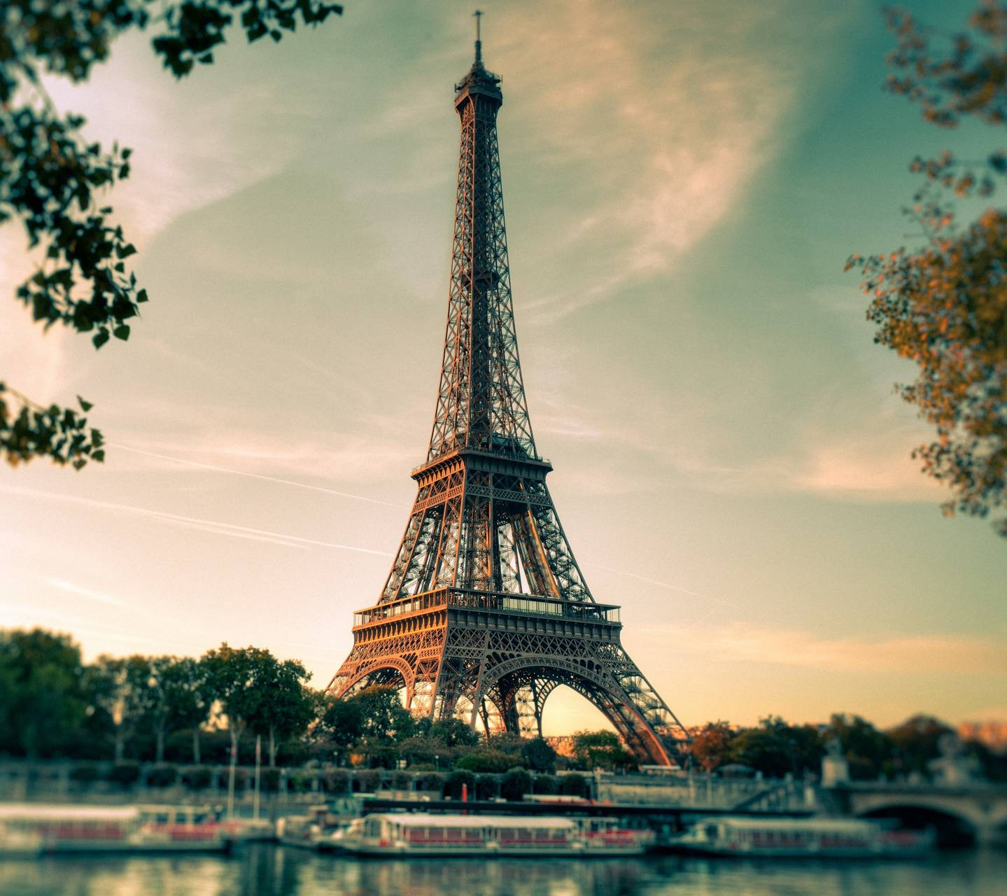 1439x1280 Eiffel Tower HD wallpaper