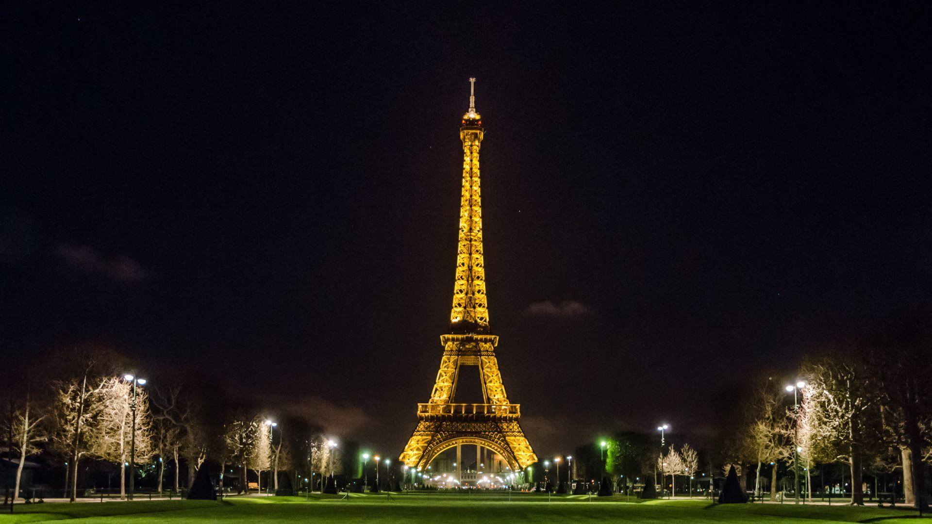 1920x1080 Eiffel Tower wallpaper