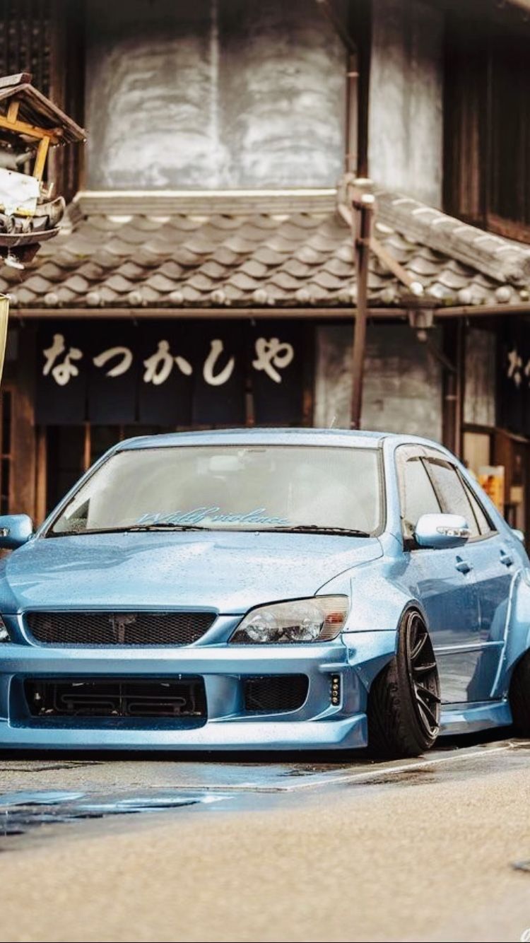 750x1334 Lexus IS300 Wallpaper