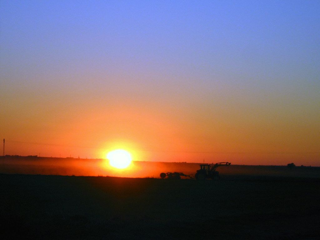 1024x768 atardece en albacete