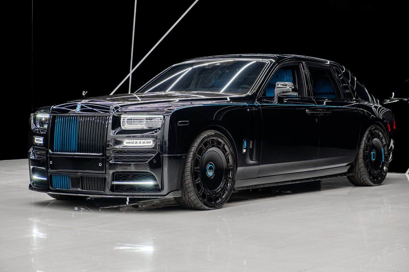 1400x933 The Mansory Phantom: When Ultimate Luxury Becomes One Of One Art