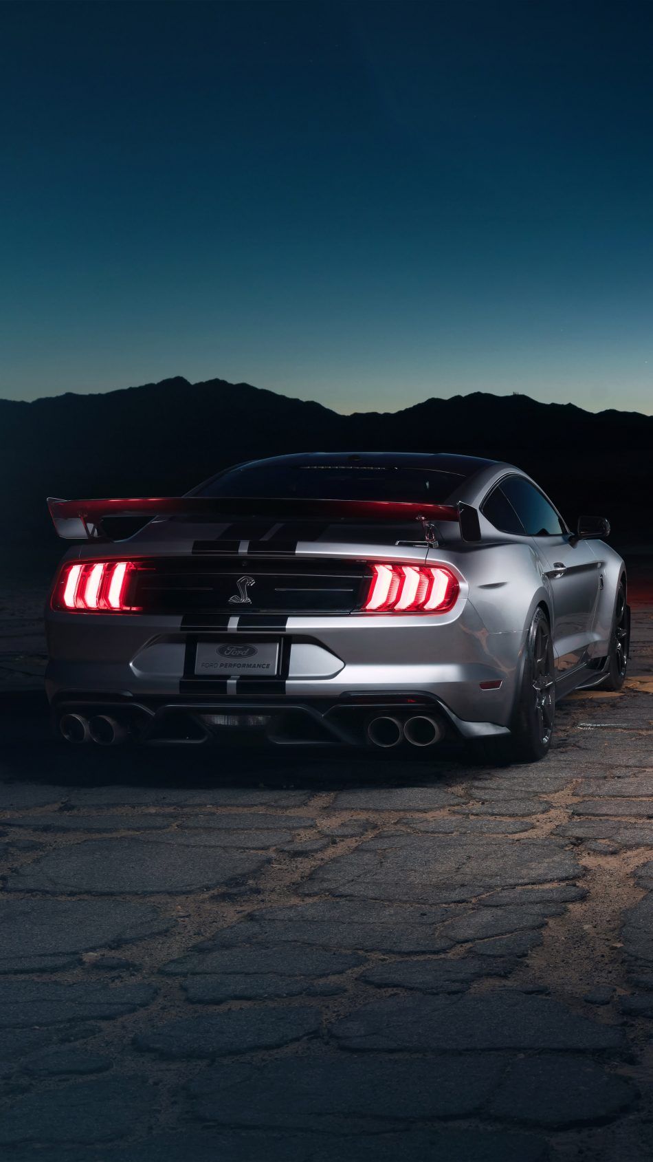 950x1689 Ford Mustang 4K Ultra HD Wallpaper