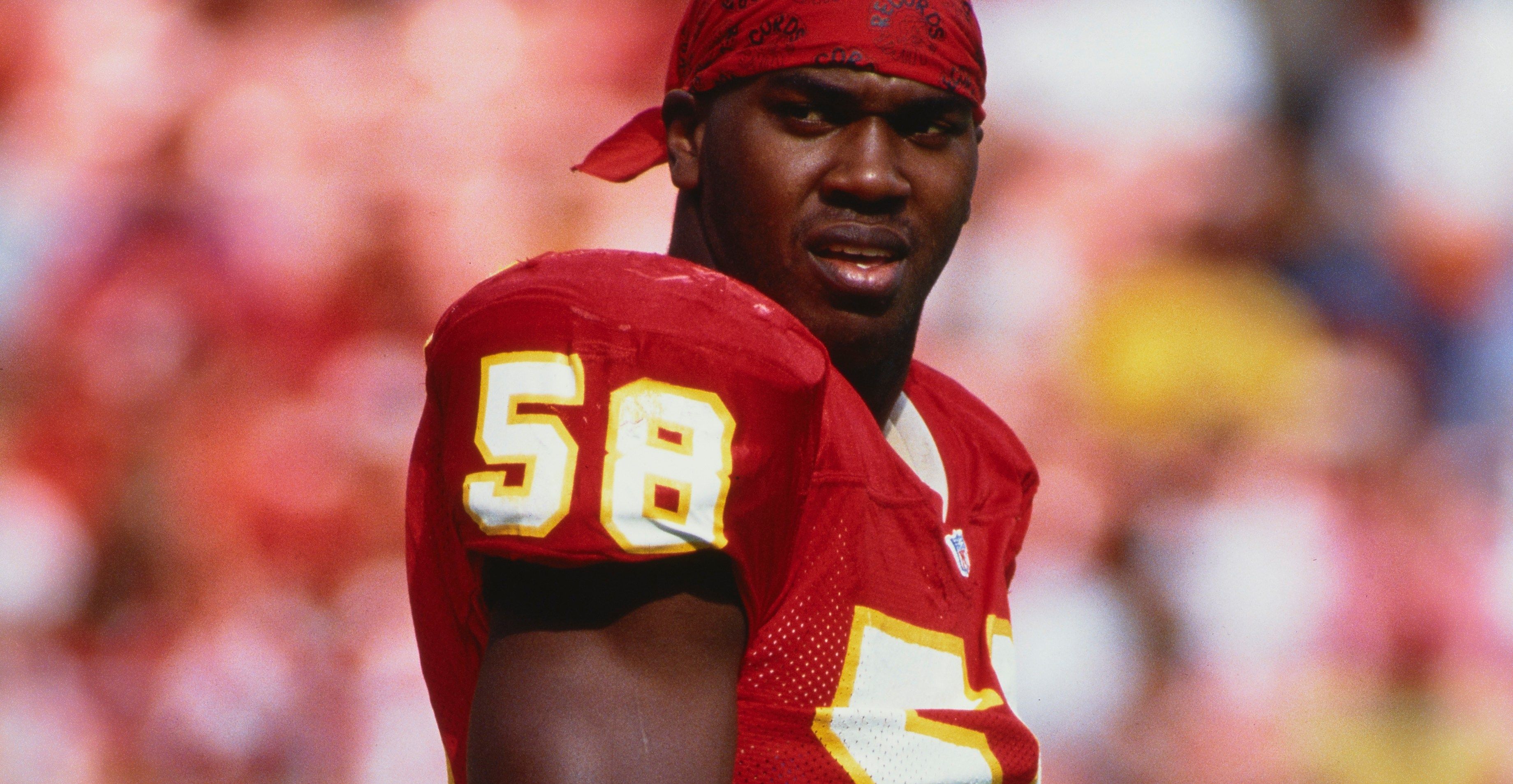 3680x1907 Remembering Chiefs' Derrick Thomas, 20 years later