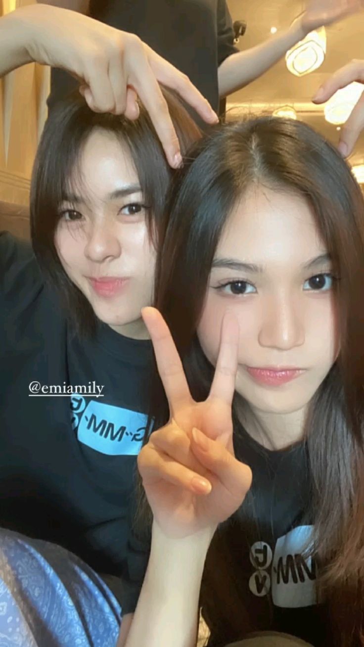 736x1308 ✯EmiBonnie
