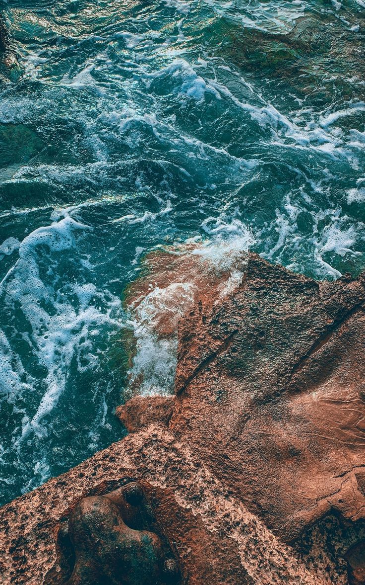736x1177 Water Waves and Rock Stone Wallpaper