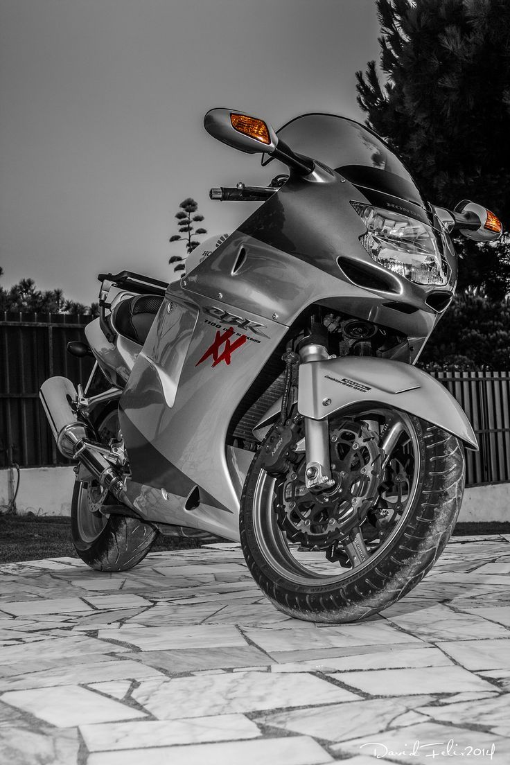 736x1104 Super BlackBird Honda CBR1100 XX. Honda cbr1100xx blackbird, Cbr 1100 xx, Cbr 1000rr