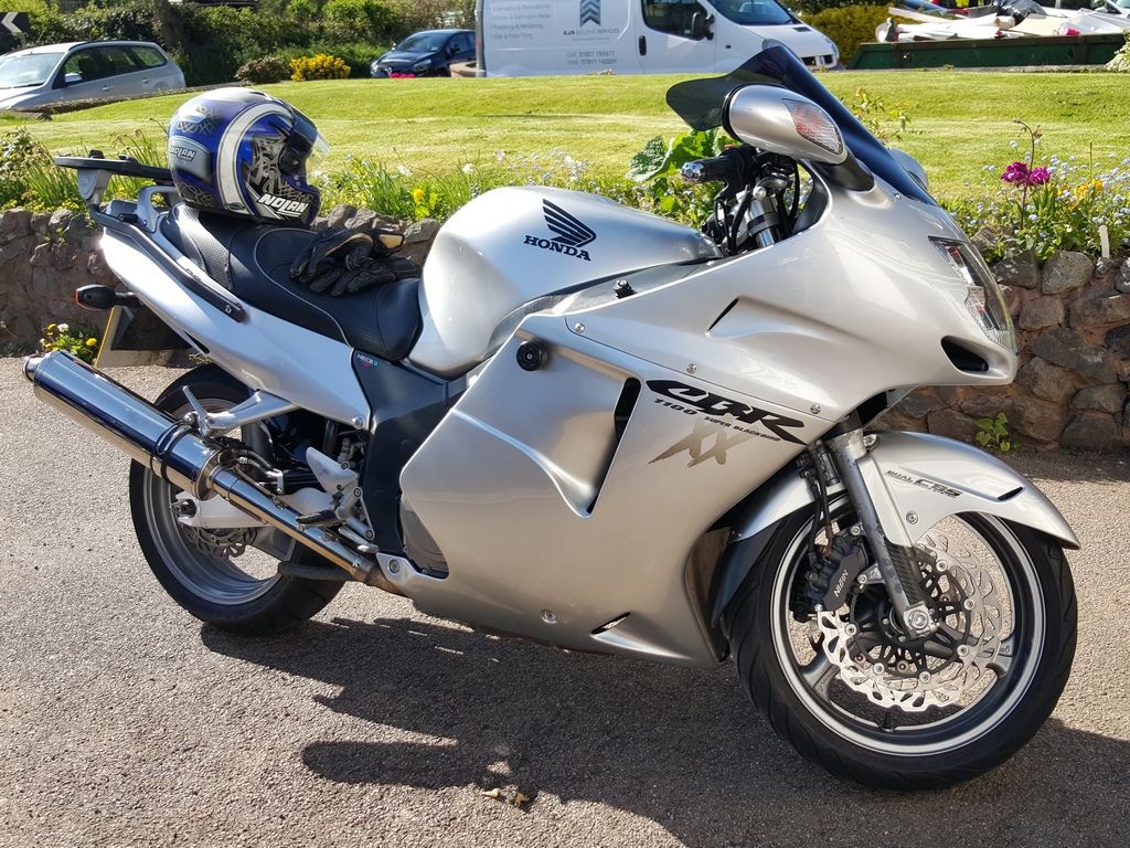 1024x768 Rig's Honda Blackbird