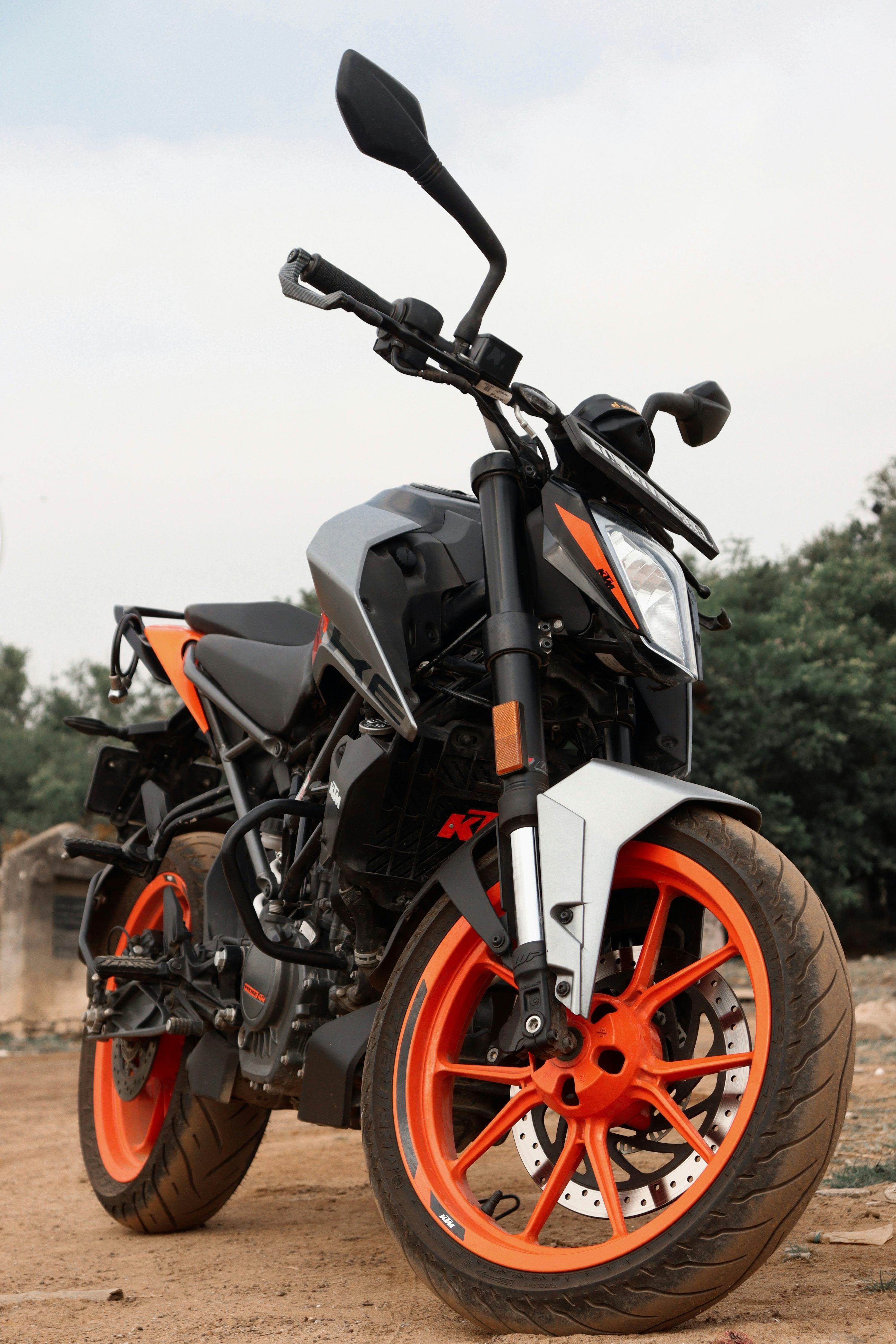 3000x4500 Duke 250 Picture. Download Free Image