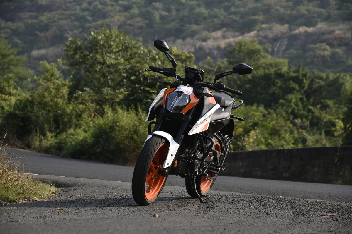 1200x800 KTM 250 Duke Variants (2026) & Features
