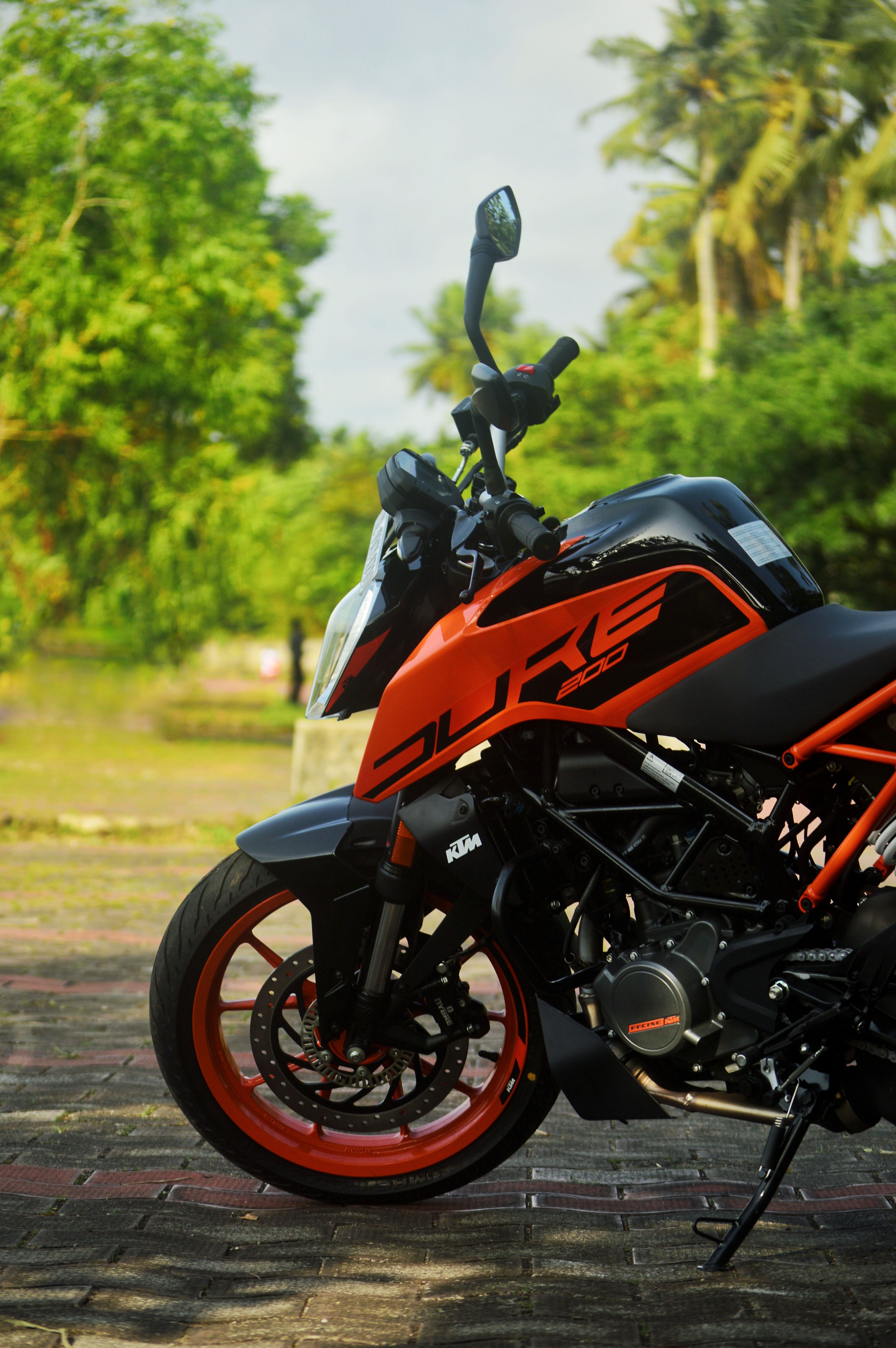 4000x6016 Duke 250 Photo, Download The BEST Free Duke 250 & HD Image