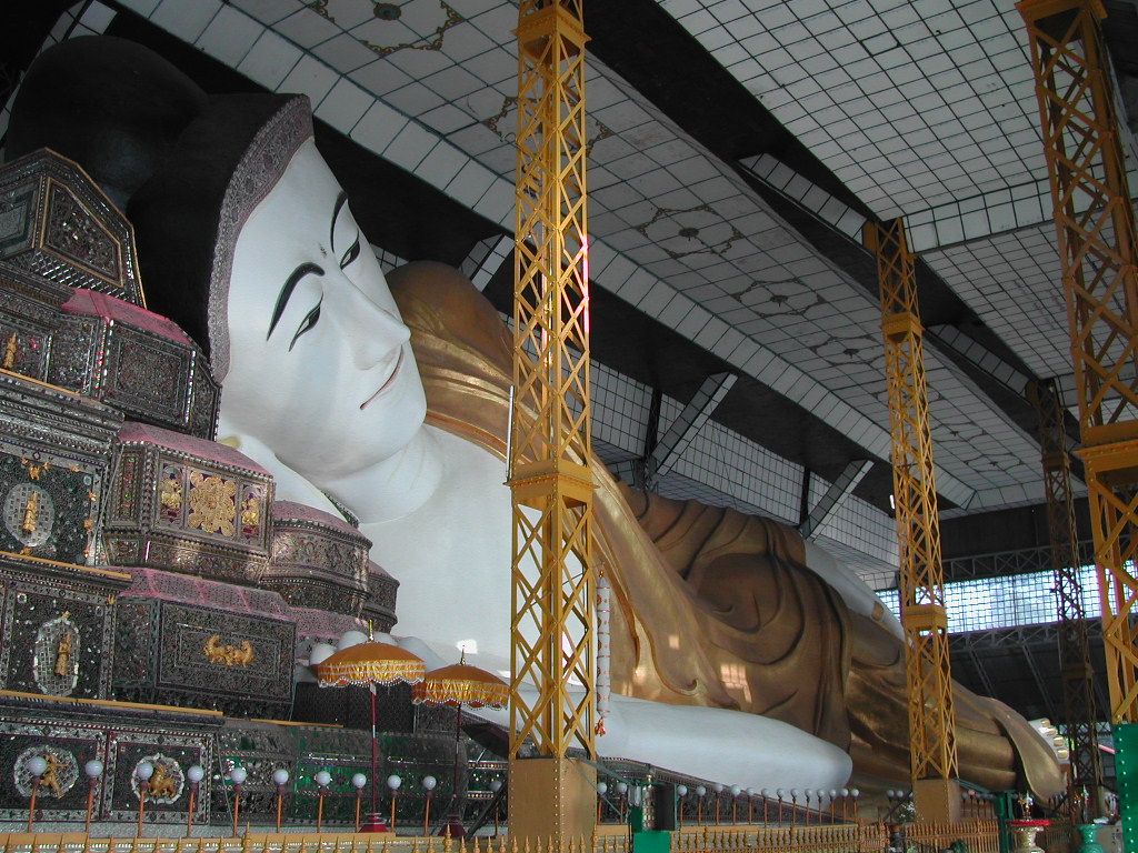 1024x768 Shwethalyaung Buddha of Bago in Bago