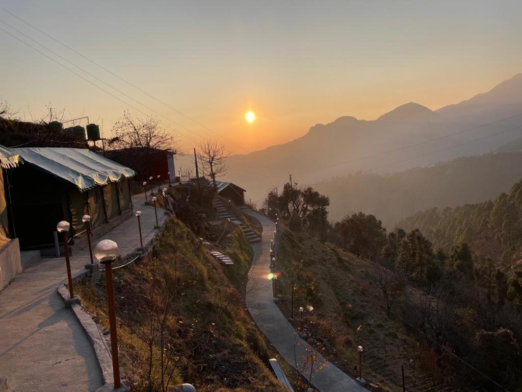 1024x768 Surkanda Kanatal View Camps Camping in Kanatal, Kanatal (updated prices 2027)