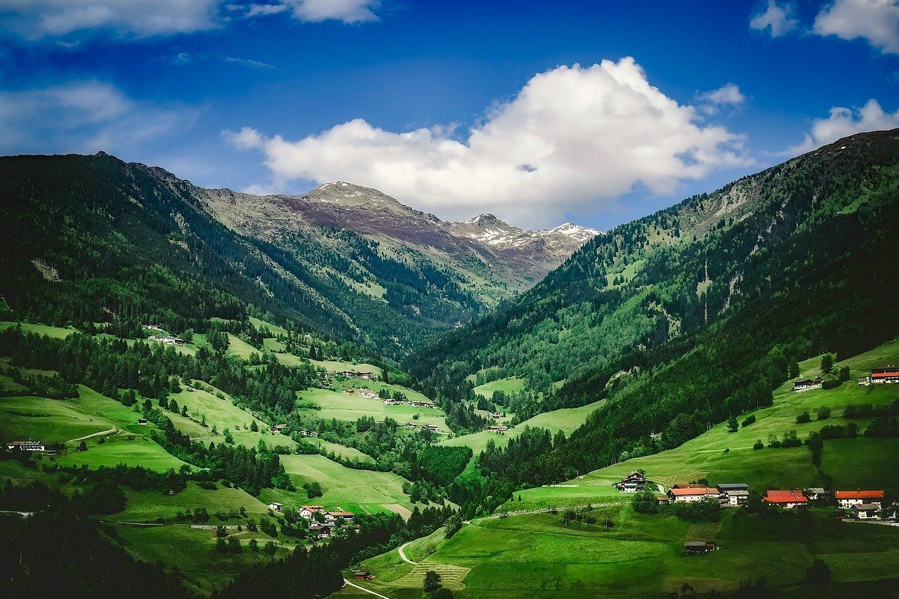 1280x853 Kanatal Tour Package DEVO BHAVO TOURS