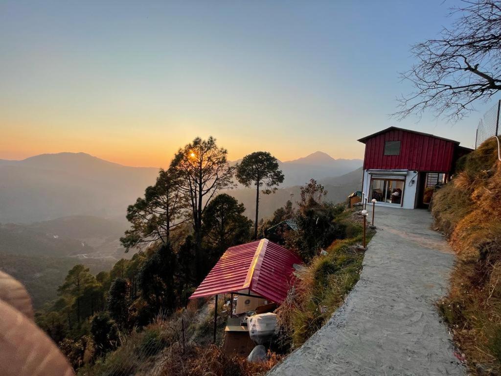 1024x768 Surkanda Kanatal View Camps Camping in Kanatal, Kanatal (updated prices 2027)