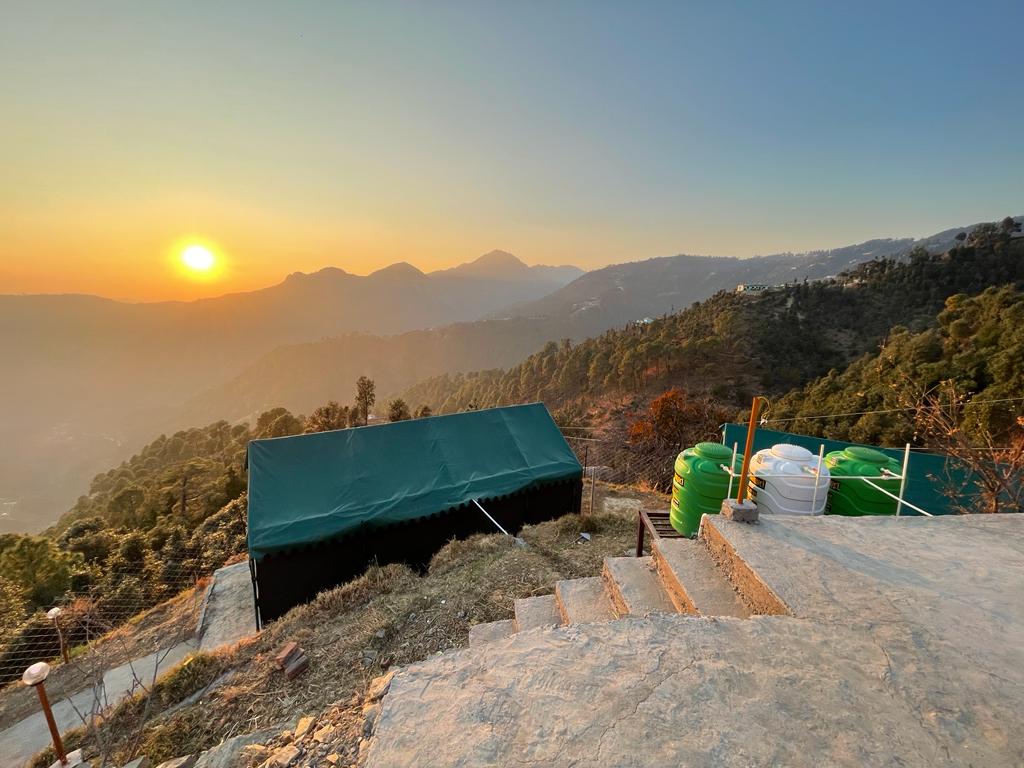 1024x768 Photos of Surkanda Kanatal View Camps in Kanatal