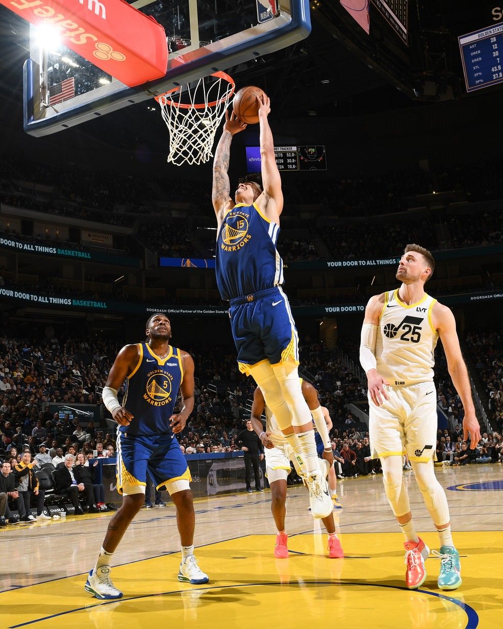 984x1230 Gui Santos brilha com enterrada em vitória dos Warriors sobre o Utah Jazz; veja vídeo