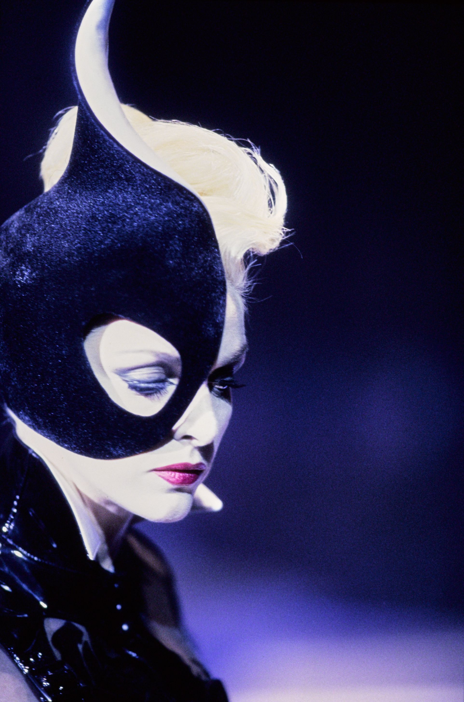 1924x2913 Mugler Fall 1995 Couture Fashion Show
