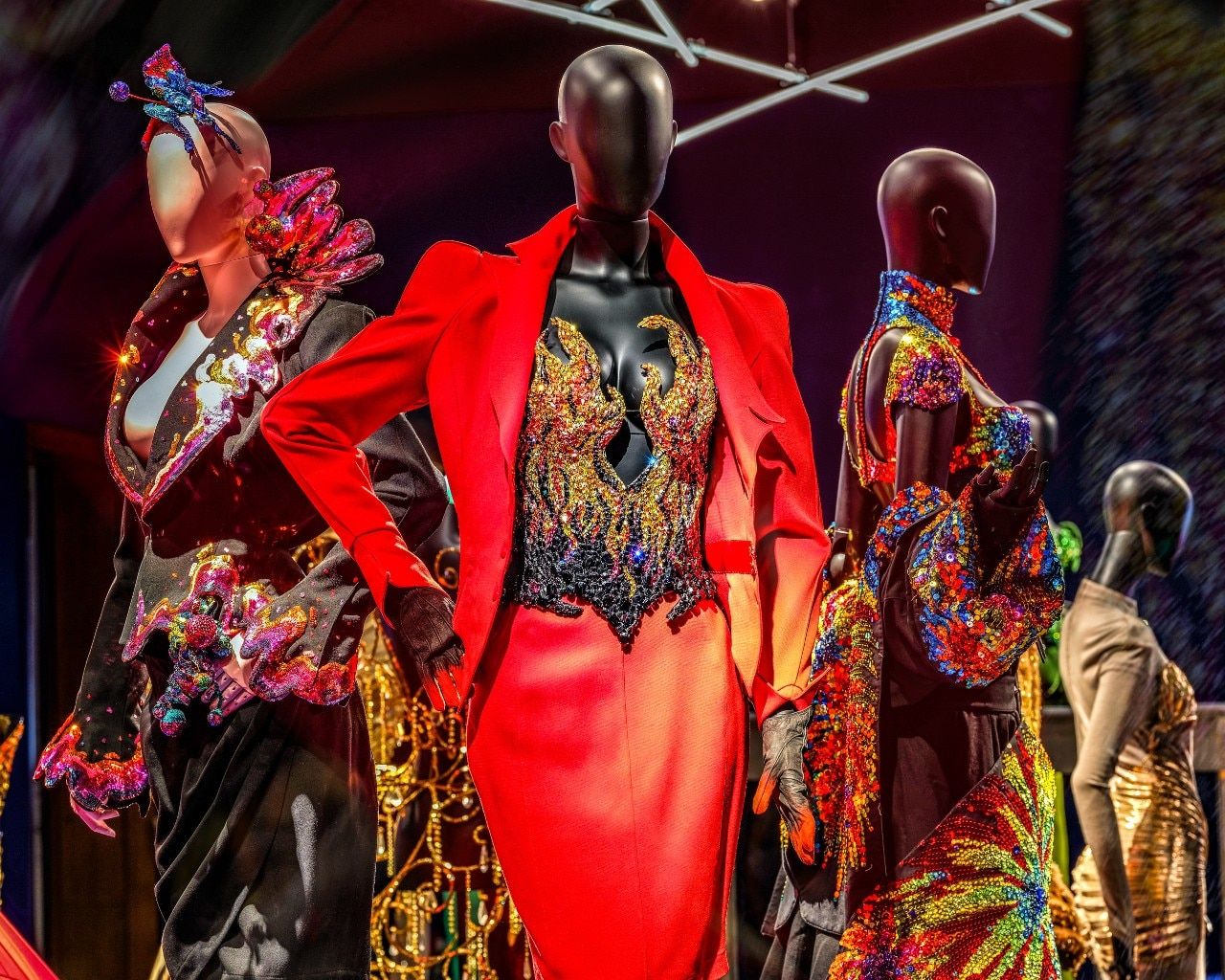 1280x1024 Farewell to Thierry Mugler, demiurge of fashion design as an art form