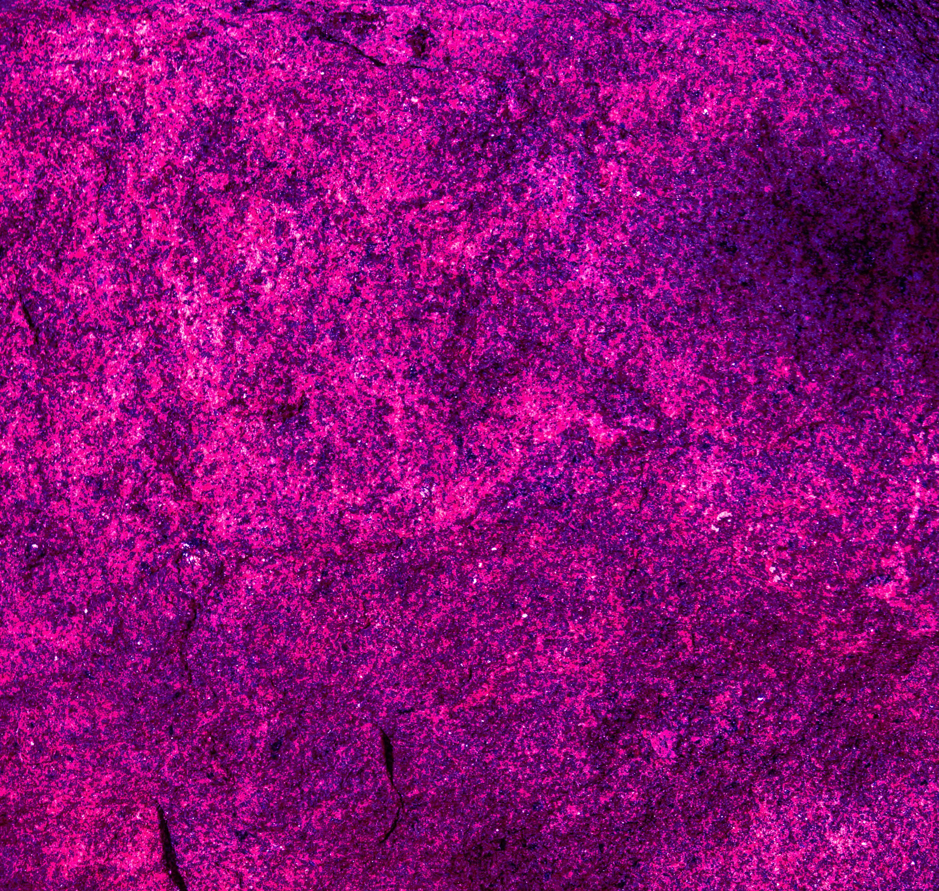 3000x2845 A vibrant magenta and purple textured surface