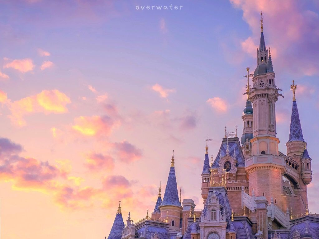 1024x768 Disney Aesthetic Desktop Wallpaper