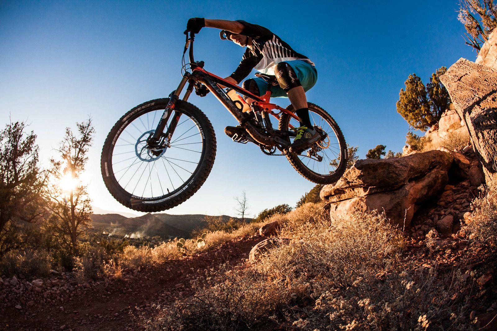 1600x1067 Trek Bikes Wallpaper